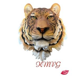 DWK Exotica Tiger Wall Art Wall Decoration Hand-Painted Wall Mount Bust 13” x 16